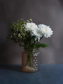 Ваза маленькая бежевая от интернет-магазина «» в Костроме