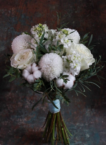 Букет невесты с хлопком от интернет-магазина цветов в Костроме